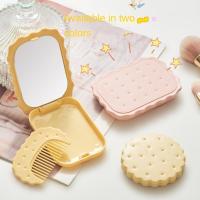 ราคา กระจกคุกกี้ครอสทราเด กระจกแต่งหน้าทรงสี่เหลี่ยมมินิพร้อมหวีกระจกโต๊ะเครื่องแป้งทรงคุกกี้แบบพกพาเครื่องมือจัดแต่งทรงผมพับกระจกพกพาขนาดกะทัดรัดสาว (27651450615)