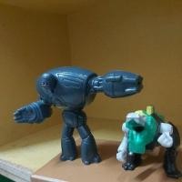 ราคา ของเล่นของสะสมจากMcdonald's(ตัวลานเสีย) (24136392420)