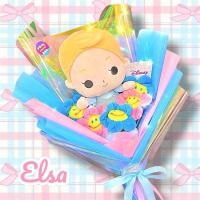 ราคา ช่อดอกไม้ตุ๊กตา Elsa, ช่อดอกไม้หน้ายิ้ม, ช่อดอกไม้, ของขวัญปัจฉิม, ช่อดอกไม้รับปริญญา (40351252782)