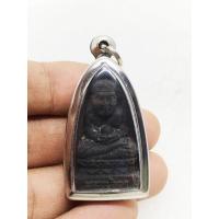 ราคา พระหลวงพ่อทวด เนื้อว่าน 108 เนื้อดำ วัดช้างให้ ปัตตานี เลี่ยมกรอบสแตนเลสเลสพร้อมใช้ (52752273138)