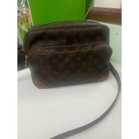 ราคา กระเป๋าสะพายไหล่ Louis Vuitton Nile มือสอง (29557072003)