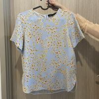 ราคา เสื้อแฟชั่นลายดอกไม้น่ารัก แบรนด์ zara แท้100% สภาพใหม่มาก (18518502087)