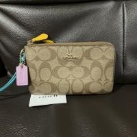 ราคา คล้องมือ Coach 2 ซิปทูโทน มือสอง สภาพดีมาก (10760362581)