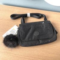 ราคา Kipling AVERILL กระเป๋าสะพายข้างสีดำ พร้อมลิงปอม ของใหม่ แท้ พร้อมส่ง (29290476657)