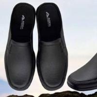 ราคา Adda รองเท้ายางผู้ชายปิดหัว ยี่ห้อ Adda รุ่น 17501-M Size 7-10 มีบริการส่งด่วน (22421659704)