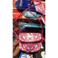 ราคา กระเป๋าสะพายข้างหนังพียูลายคิตตี้ (6862107041)