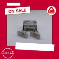 ราคา ชุดไฟเลี้ยวหน้า N16 A33 สีขาว ซ้าย/ขวา แท้ รุ่น NISSAN SUNNY NEO NISSAN CEFIRO A33 (28812549773)