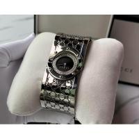 ราคา Gucci The Twirl Diamond Black Dial Boy Size (*ขอบล้อมเพชรแท้เดิม 1 ชั้น หายาก และไซส์นี้นิยมมาก) (28455364889)