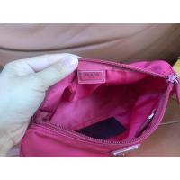 ราคา กระเป๋าใส่เครื่องสำอางค์ ขนาดกลาง Prada แท้100% (6125089557)