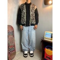 ราคา กางเกงยีนส์สีน้ําเงินพิมพ์ลายเต็มวินเทจ / กางเกงยีนส์พิมพ์ลายเต็ม (43057736727)