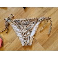 ราคา กางเกงว่ายน้ำ victoria's secret size L (21515402380)