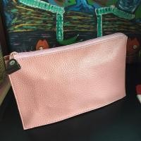 ราคา มือสอง • กระเป๋าเครื่องสำอางค์ Oriental Princess (20684257841)