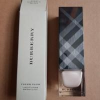 ราคา Burberry Fresh Glow Luminous Fluid Base – 01 Nude Radiance (4638875336)