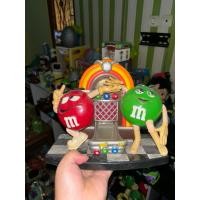 ราคา เอ็มแอนด์เอ็ม ร็อคเอ็น โรลคาเฟ่ (25697583254)