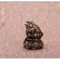 ราคา เยื่อกระดาษเก่าทองแดงคางคกทองชิ้นจับขนาดเล็กทองเหลืองแข็งสามขาเงินสตริงเงินคางคกทองทองแดงเล่นชิ้นโบราณเก่าทองแดงว (27843667932)