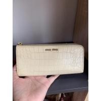 ราคา miu miu zippy long wallet แท้ (15709073086)