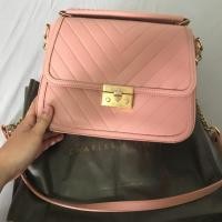 ราคา charles & keith ของแท้มือสอง (523070979)