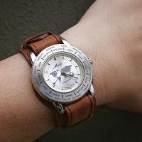 ราคา Mido Worldtimer Quartz movement 39mm สภาพสวยกริบ (16716196269)