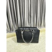 ราคา >>MICHAEL KORS 11”<< MK สวย!!ใหม่! • กระเป๋ามือสอง • (40761306146)