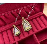 ราคา จี้หลวงปู่ทวด จี้พระพุทธชินราช กรอบทอง องค์3กษัตริย์ (22086028603)