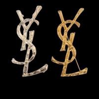 ราคา เข็มกลัดแฟชั่นหรูหรา YSL ดีไซน์ประณีต สำหรับแต่งเติมลุคทุกวัน (42467644716)
