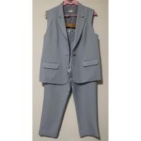 ราคา ✨ชุดสูทผู้หญิงสีฟ้าอ่อน (มือสองสภาพดีมาก!)✨ เสื้อกั๊กพร้อมกางเกงเข้าชุด (43259272680)