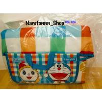 ราคา [พร้อมส่ง] Doraemon เสื่อนั่งชิลล์ 7-11 ลายผ้าขาวม้า (29722565321)