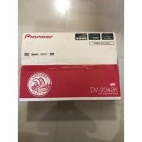 ราคา Pioneer DV-2042K | เครื่องเล่นดีวีดี MP3 เล่นแผ่น DVD/CD/WMA Compact DVD Player with USB and Karaoke (25182432507)