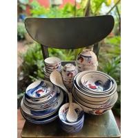 ราคา ชุดจานหรือชามลายครามสีขาวไก่ครบชุดหรือชามไก่10ใบ (44113504562)