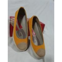 ราคา รองเท้า Fitflop มือสองแท้ 100%Due (Canvas) Sunflower (6235015934)