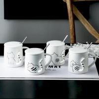 ราคา แก้วน้ำน่ารัก แก้วเซรามิค แก้วน้ำ สร้างสรรค์นูนแมวแก้วเซรามิกของขวัญมูลค่าสูงถ้วยกาแฟของที่ระลึกการ์ตูนถ้วยน้ําพร้อมฝาปิดช้อน (54150361511)