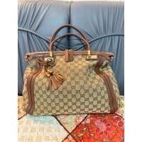 ราคา พร้อมส่ง**กระเป๋าถือ กุชชี่ แท้มือสอง (24675821055)