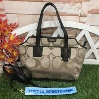 ราคา COACH แท้ % COACH TAYLOR SIGNATURE BETTE MINI TOTE CROSSBODY 28641 (12208503782)