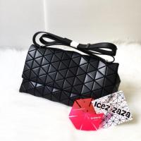 ราคา NEW BAO BAO ISSEY MIYAKE PYRAMID (89171885)