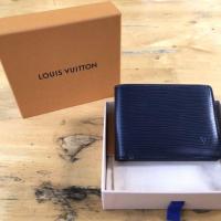 ราคา กระเป๋าตังค์ LOUIS VUITTON MEN ผู้ชาย มือสอง(MULTIPLE WALLET) (1795958437)