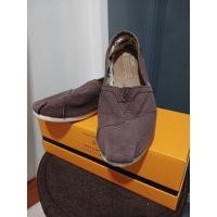 ราคา รองเท้า TOMS ผ้าใบ มือสองของแท้ ขอคนรับได้ (26275393739)
