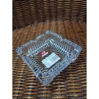 ราคา ที่เขี่ยบุหรี่แก้ว สวยมาก (8051949876)