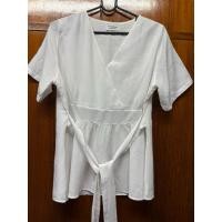 ราคา เสื้อคอวีสีขาว ผูกเอว (44057048459)