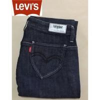 ราคา Levi's Lady Style Swarovski Crystal แท้%SALE (8144163631)