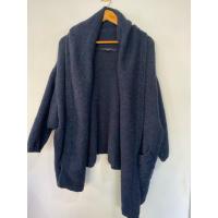 ราคา 100% Wool Macphee by Tomorrow Land ไซส์ 1 วงแขน 20 อกหน้าผ้า 50 *สีดำเหลือบน้ำเงิน ยาว 25 เสื้อไหมพรม เสื้อกันหนาว (42226902140)