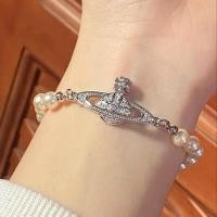 ราคา Vivienne Westwood Mini Bas Pearl Bracelet (สร้อยข้อมือมุก) (27925732583)