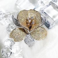 ราคา เข็มกลัด​ทรงดอกกล้วยไม้​ ฝังเพชร​ CZ​ละเอียด​สีทองสลับเงิน​กลีบพลิ้ว (20890805869)