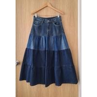 ราคา กระโปรงยีนส์Remake สไตล์ผ้าต่อขนมชั้น (มือสอง) (40422442278)