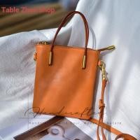 ราคา Qiuzhen Shop Simple Mini All-Match วรรณกรรม Retro ของแท้หนังกระเป๋าโทรศัพท์มือถือแบบพกพา Hand-Carry หญิงกระเป๋า First Layer Cowhide Handmade Messenger กระเป๋า 2505/08 (27943753189)