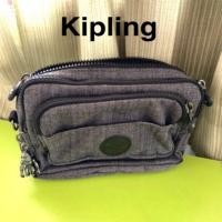 ราคา กระเป๋าสะพายข้าง Kipling แท้ สีเทา ดำ (1906632115)