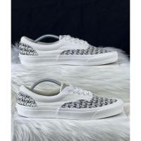 ราคา รองเท้ามือสองของแท้ 100% แวน Vans size 44.5/29cm (40355529110)