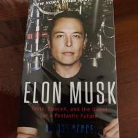 ราคา หนังสือ Elon Musk: Tesla, SpaceX, and the Quest for a Fantastic Future (ภาษาอังกฤษ) (4835965962)