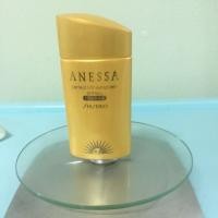 ราคา Anessa ฝาสีทอง กันแดด มือสอง (650648422)