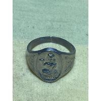 ราคา เเหวนหลวงพ่อกวยวัดโฆษิตารามจ.ชัยนาท(เเหวนนางกวักข้างยันต์ปี21)กะไหล่เงินไซส์56 (42067869952)