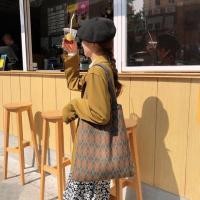 ราคา กระเป๋าสะพายไหมพรมถักลวดลายสไตล์วินเทจ PMR05 (7137867221)